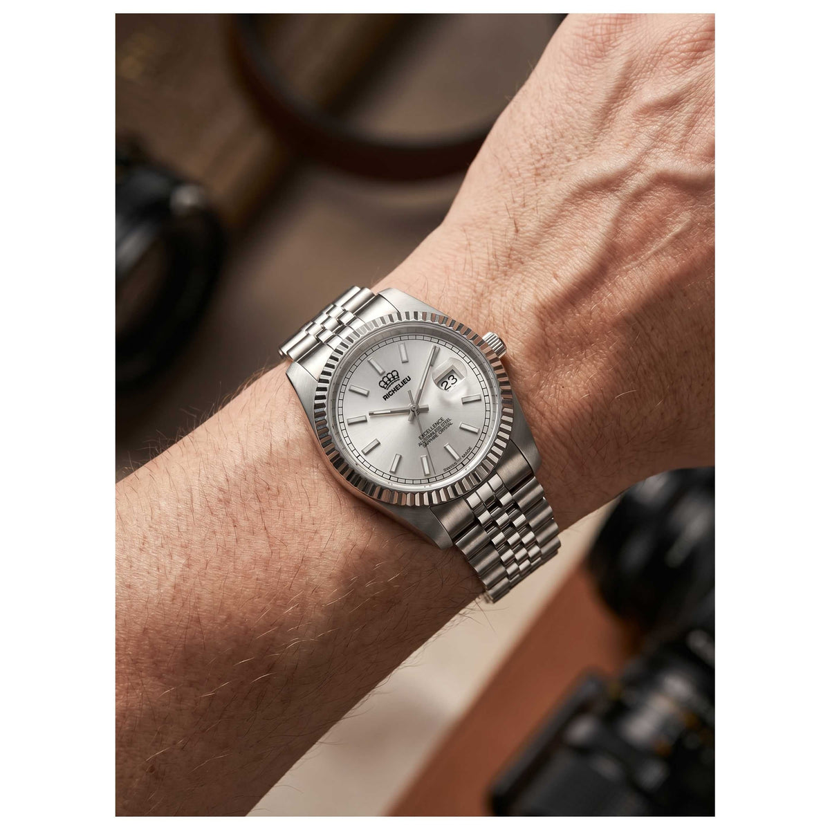 Richelieu Classic Unisex Watch MRI-25RA38-83-911