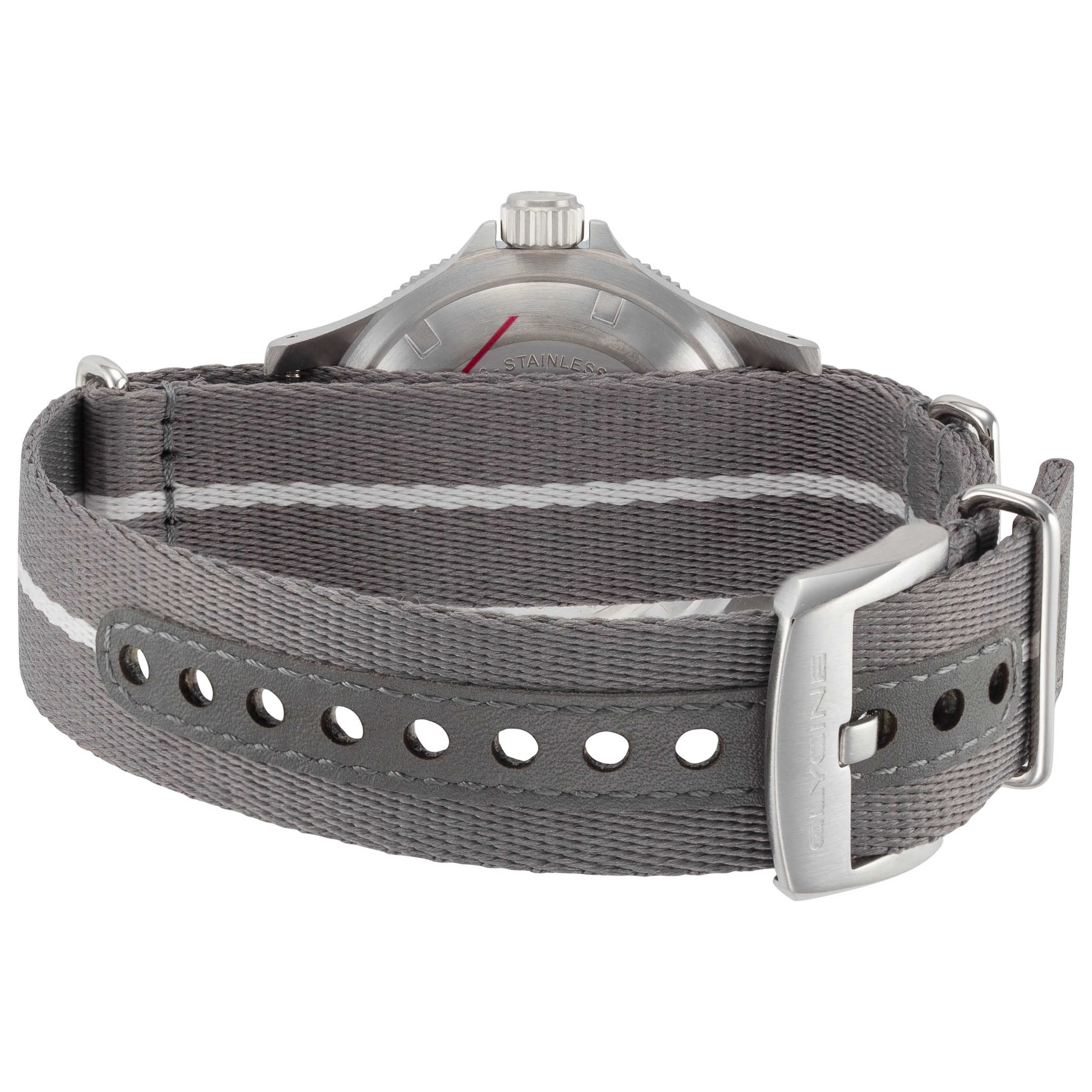 Glycine Combat Sub Box Ceramic Men's Watch GL0526