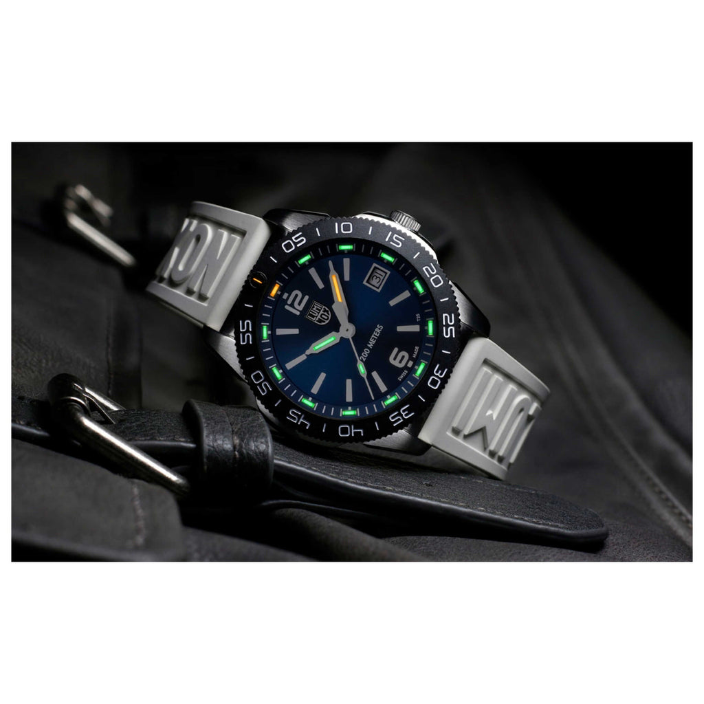 Luminox Men's Watch XS.CA23M