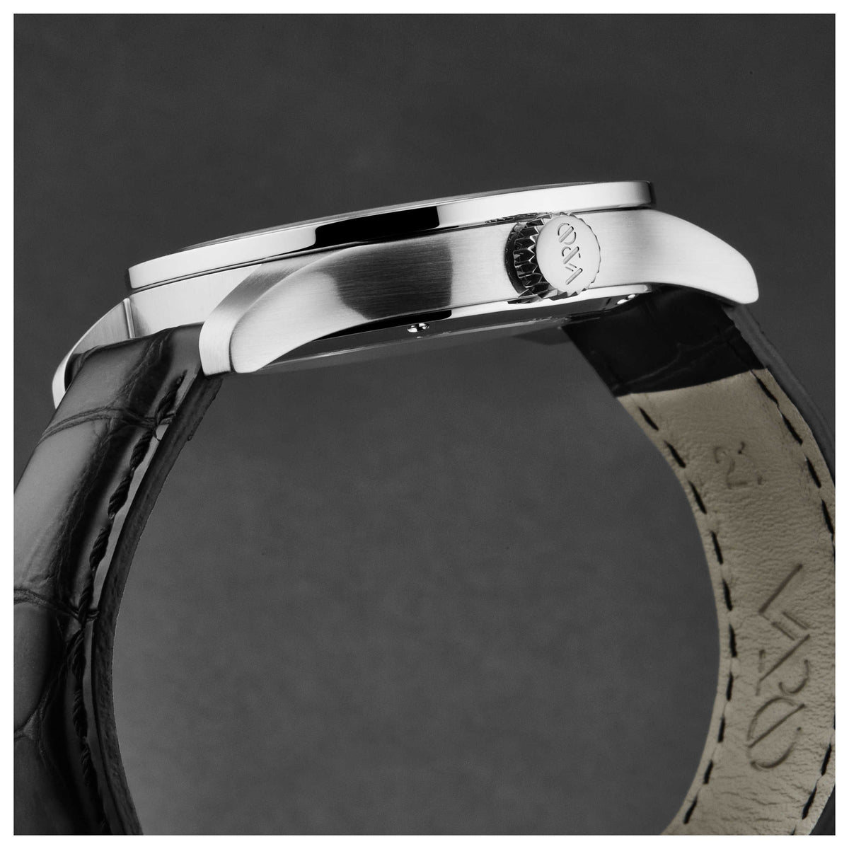 Q&A Men's Watch MGMA-CL