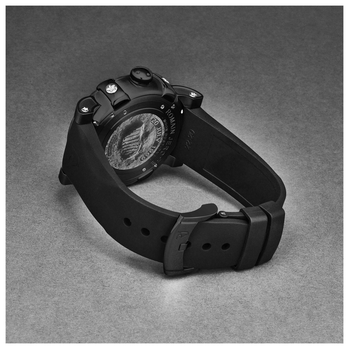 Romain Jerome Men's Watch RJMDAU.401.20