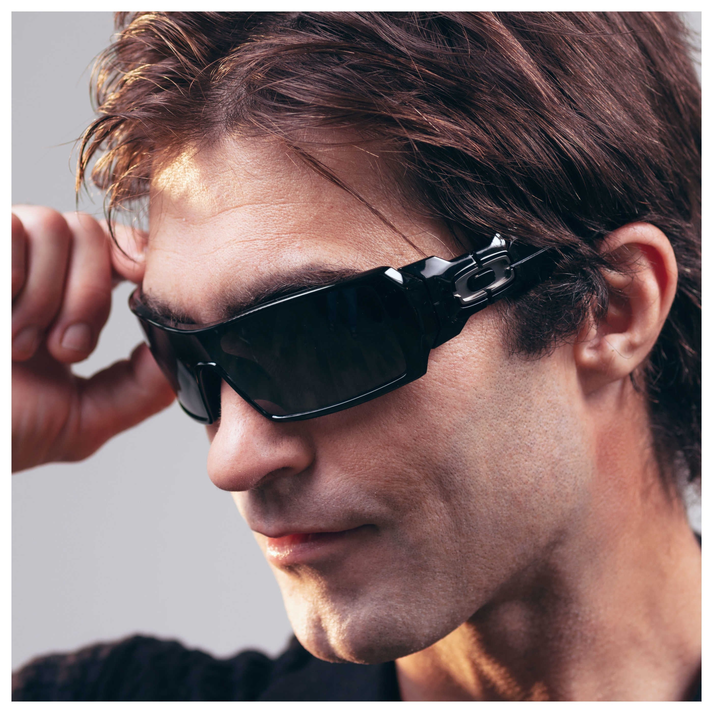 Oakley Men's Sunglasses OO9081-26-203-28